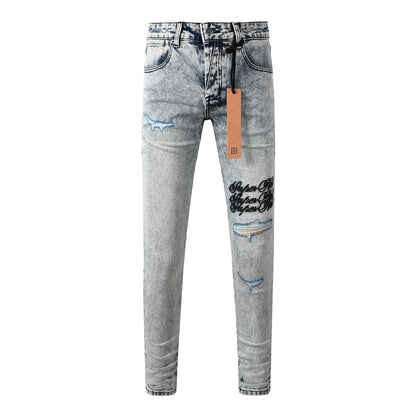 Men’s Edgy Light Washed Skinny Jeans with Distressed Details and Scripted Back Patch Print 3046